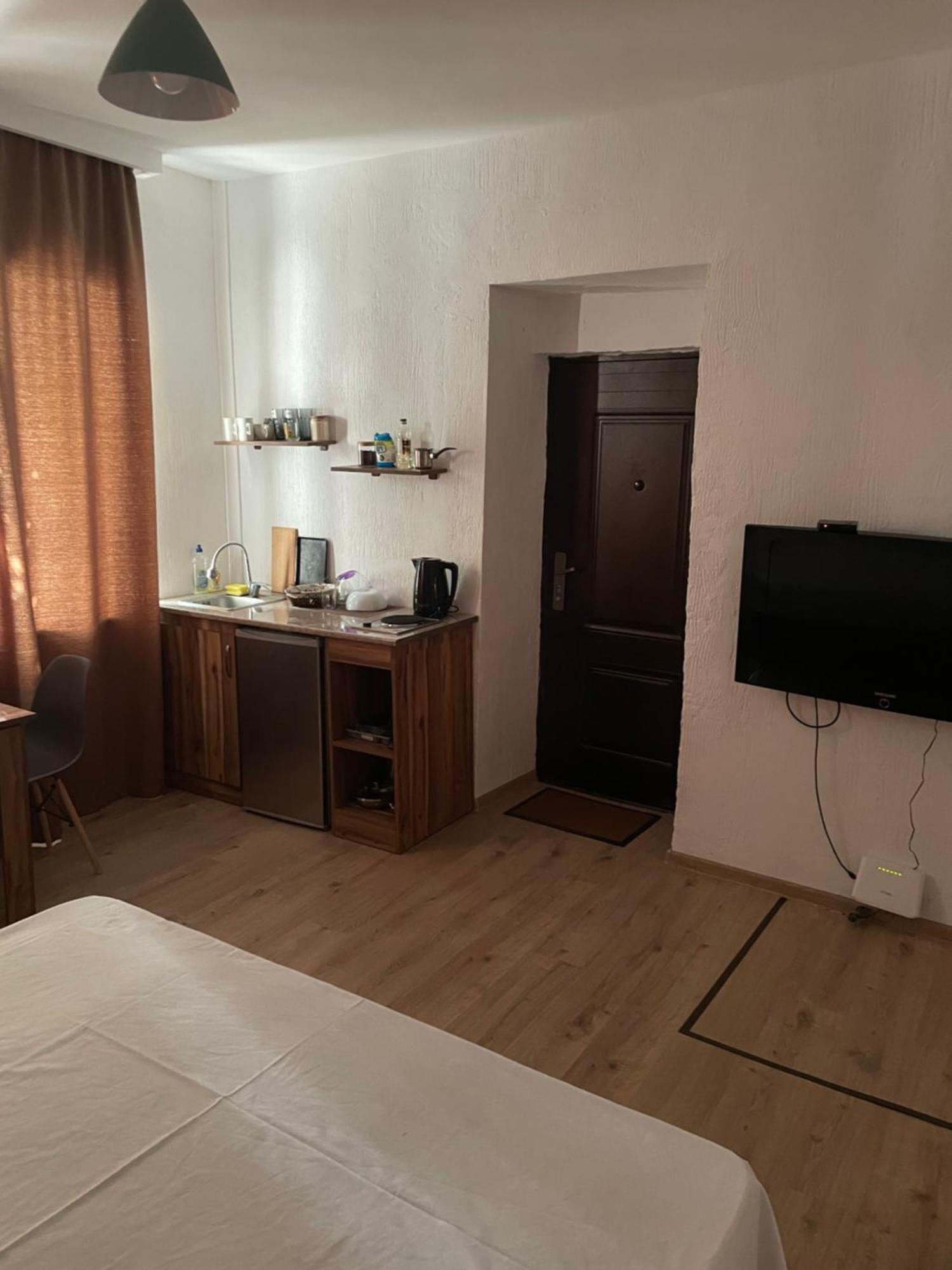 Apartment In The City Center With The Garden Ереван Экстерьер фото